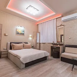Deluxe Center Апартаменты